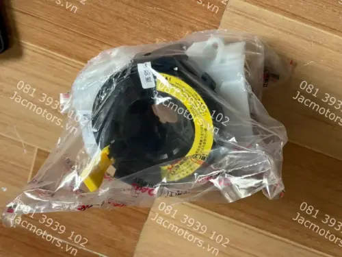 Cáp còi trên vô lăng xe tải JAC
