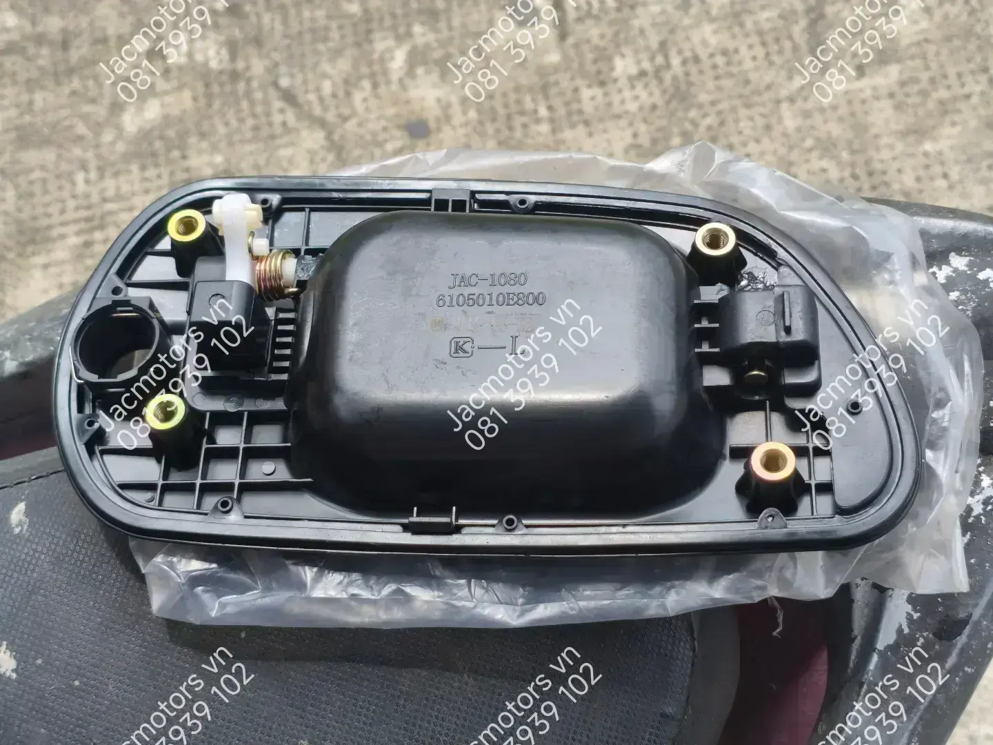 tay mở cửa xe tải JAC - Hàng chính hãng